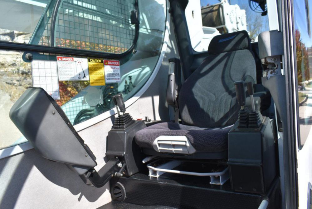 50 tons 102-128 ft Boom Truck