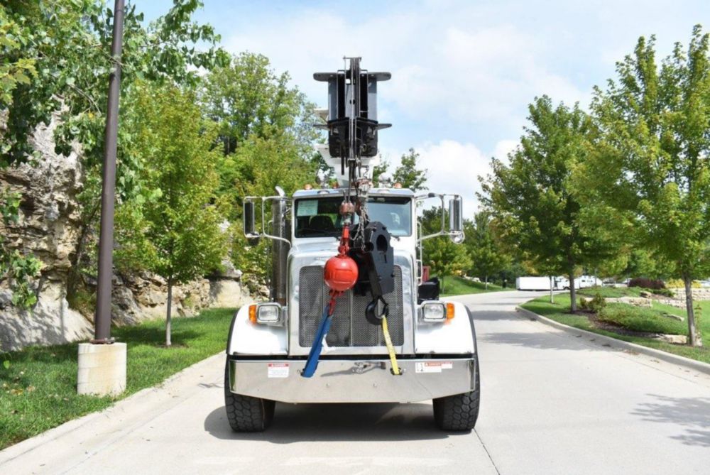 45 tons 127 ft Boom Truck