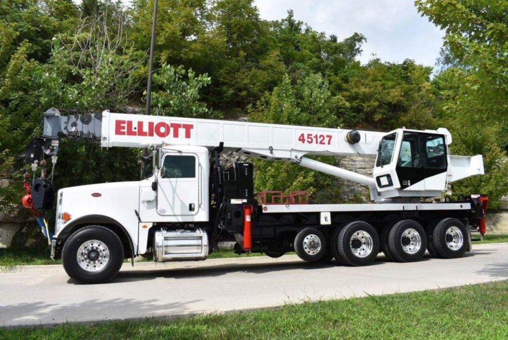 45 tons 127 ft Boom Truck