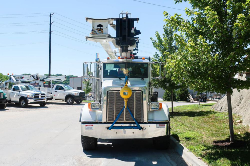 40 tons 142 ft Boom Truck
