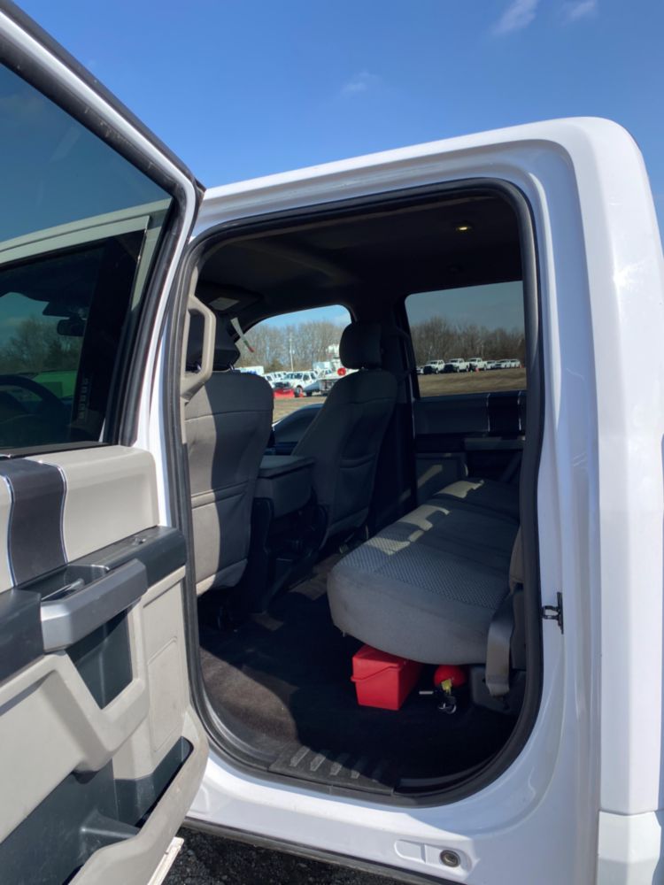 2015 Ford F-150 Crew Cab 4x4 Pickup