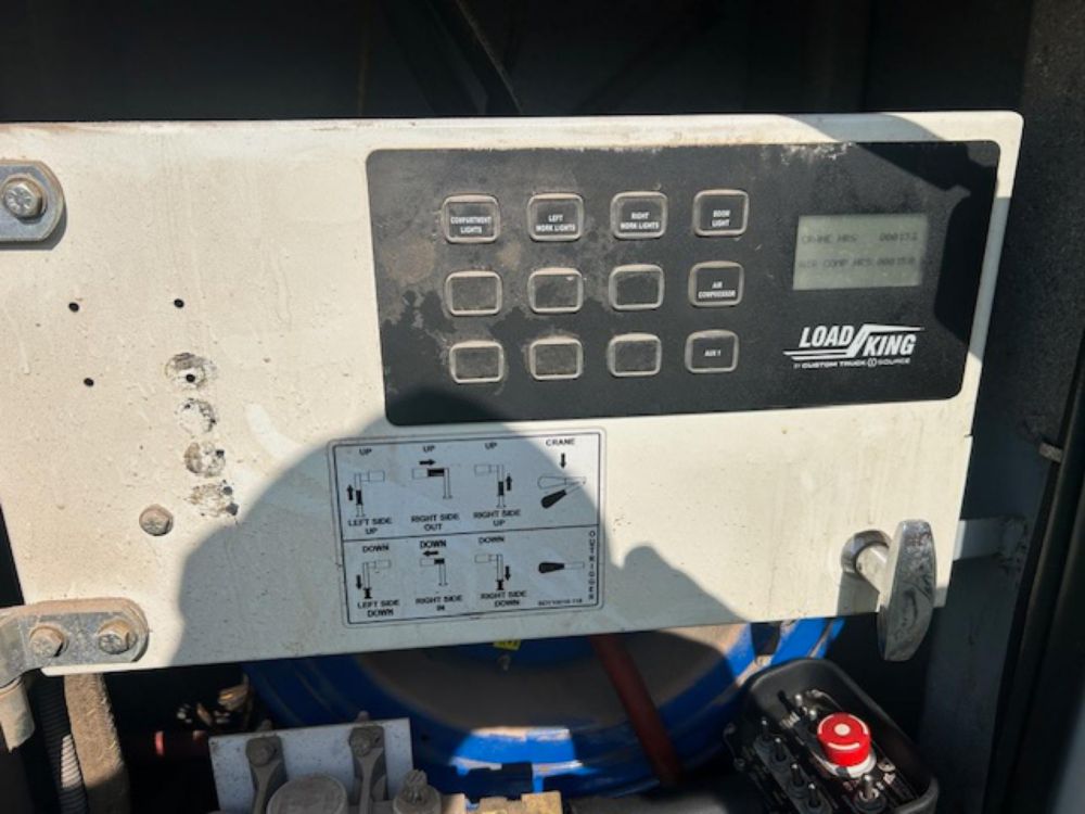 2019 Chevrolet 6500 4x4 Load King Stinger 7522 Service Truck