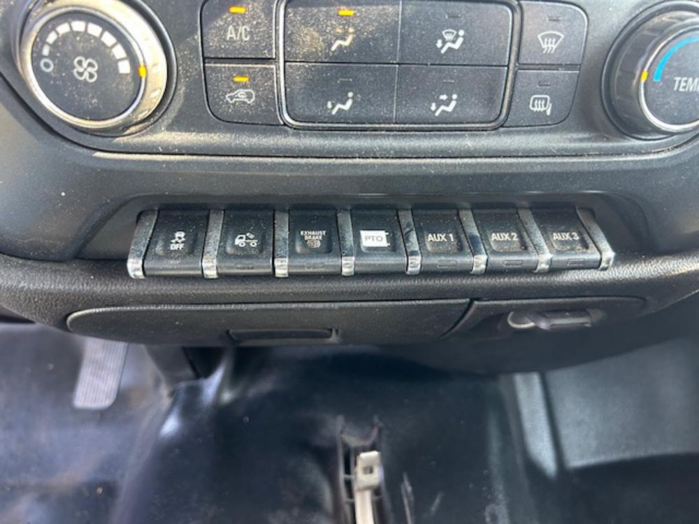 2019 Chevrolet 6500 4x4 Load King Stinger 7522 Service Truck