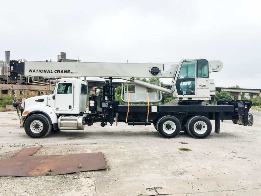 33 tons 127 ft Boom Truck