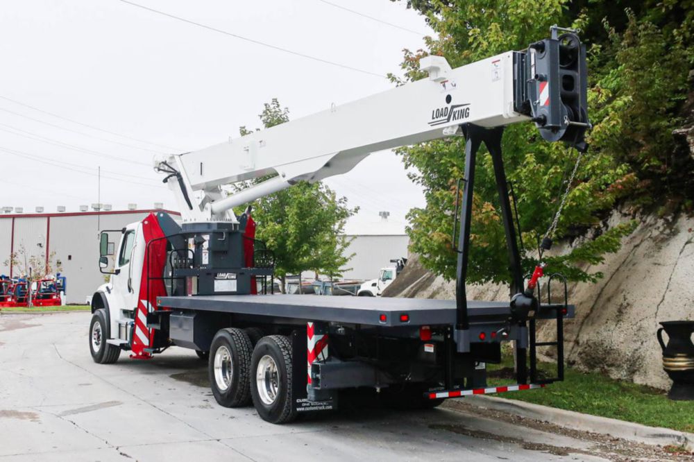 28 tons 106 ft Boom Truck