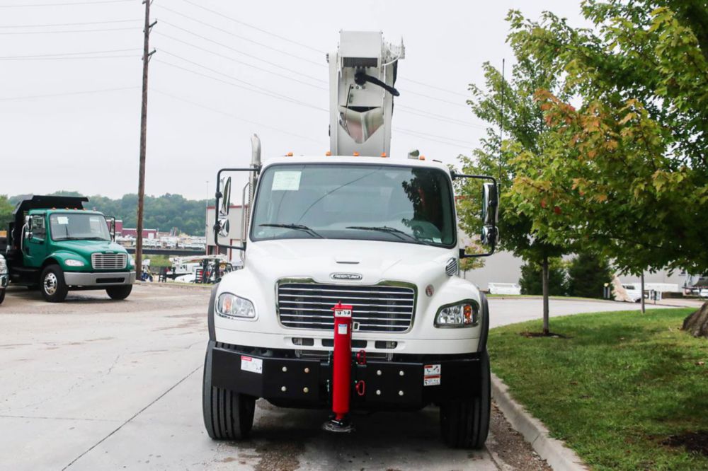 28 tons 106 ft Boom Truck