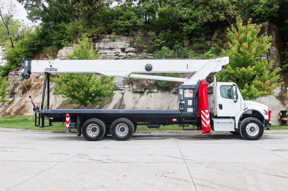 28 tons 106 ft Boom Truck