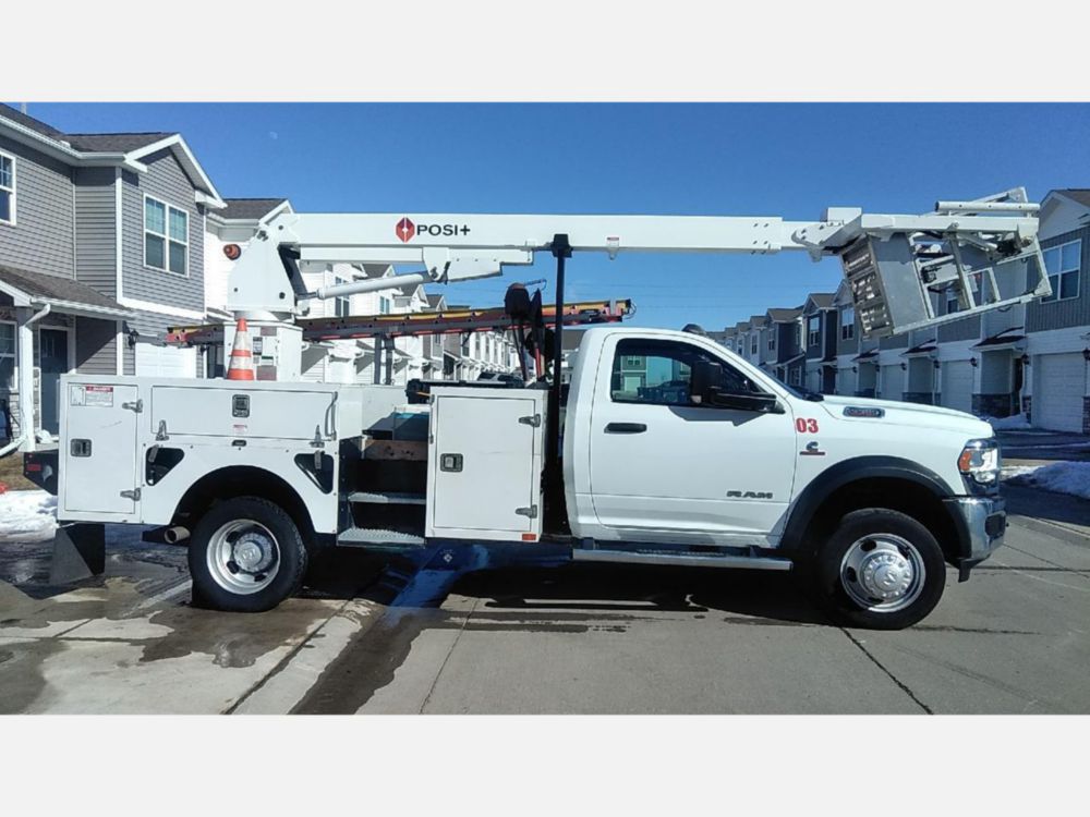 2022 Dodge Ram 5500 4x4 Posi Plus Cable Placer Truck