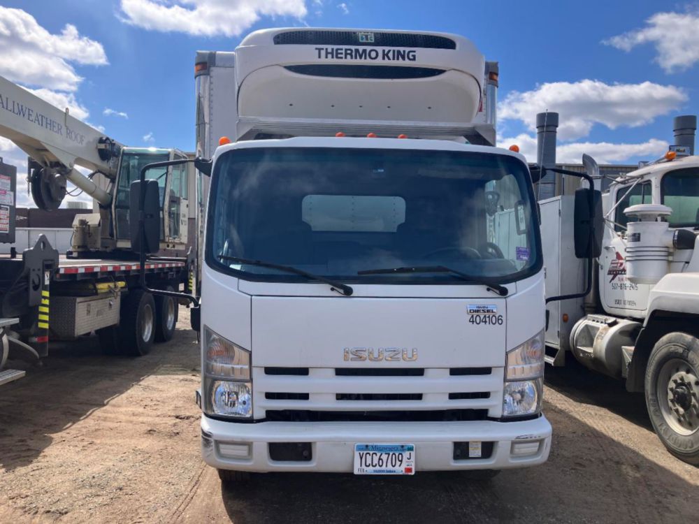 2014 Isuzu NPR Thermo-King T-680R Reefer Truck