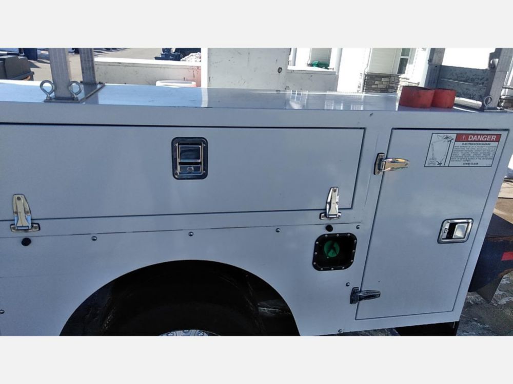 2022 Dodge Ram 5500 4x4 Posi Plus Cable Placer Truck