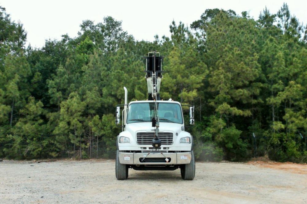 26 tons 125 ft Boom Truck