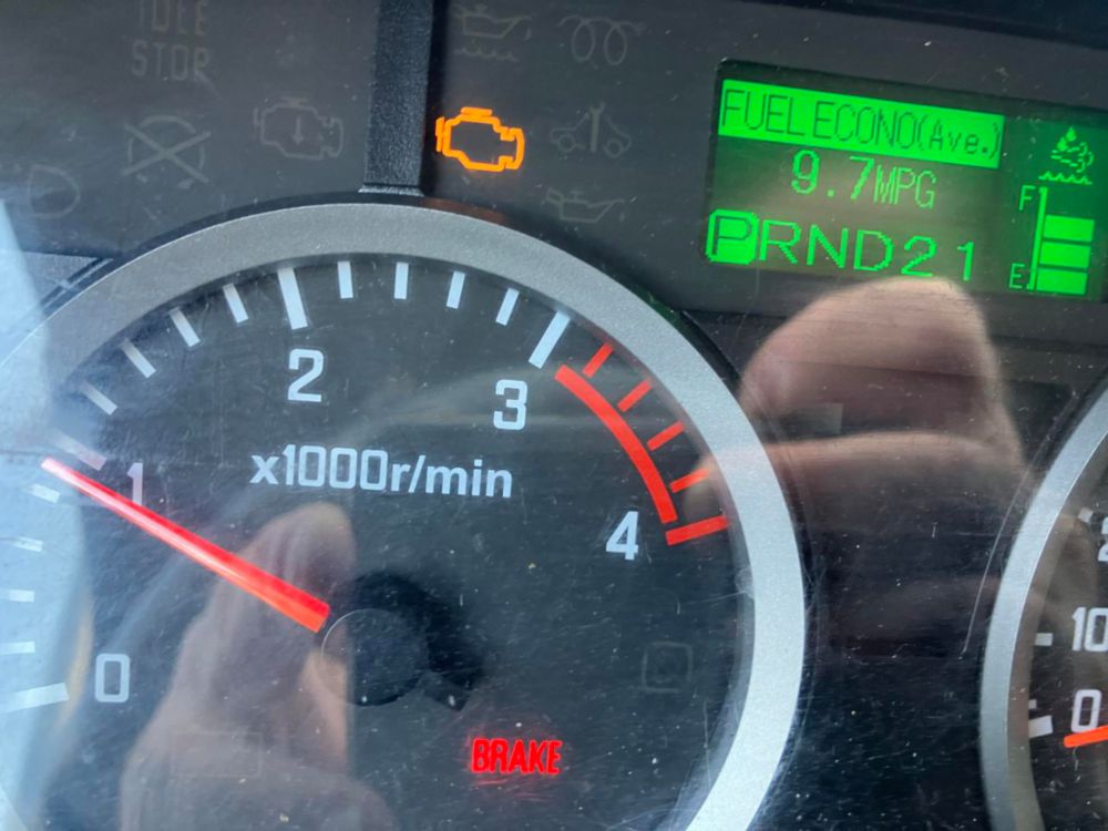 2014 Isuzu NPR Thermo-King T-680R Reefer Truck