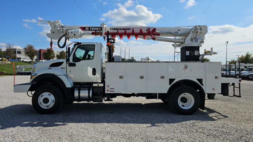 2021 International HV507 4x4 Terex C4047 Digger Derrick