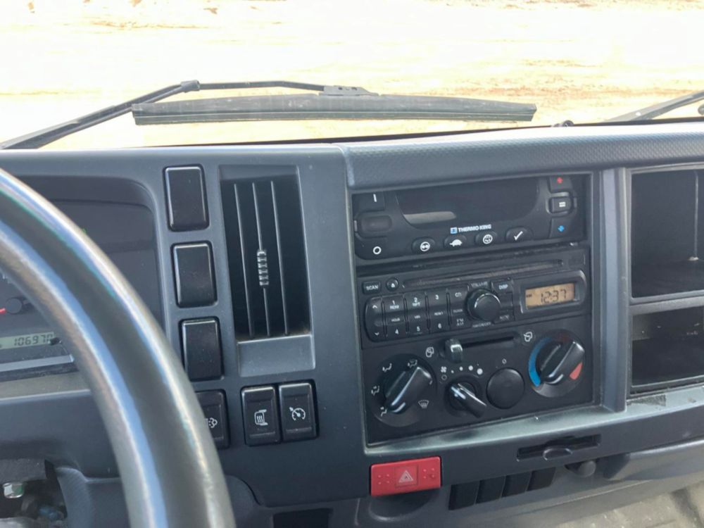 2014 Isuzu NPR Thermo-King T-680R Reefer Truck