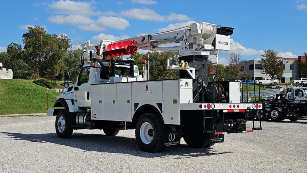 2021 International HV507 4x4 Terex C4047 Digger Derrick