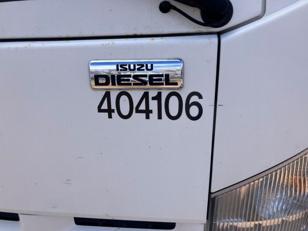 2014 Isuzu NPR Thermo-King T-680R Reefer Truck