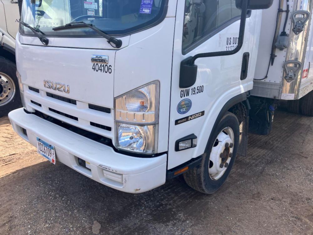 2014 Isuzu NPR Thermo-King T-680R Reefer Truck