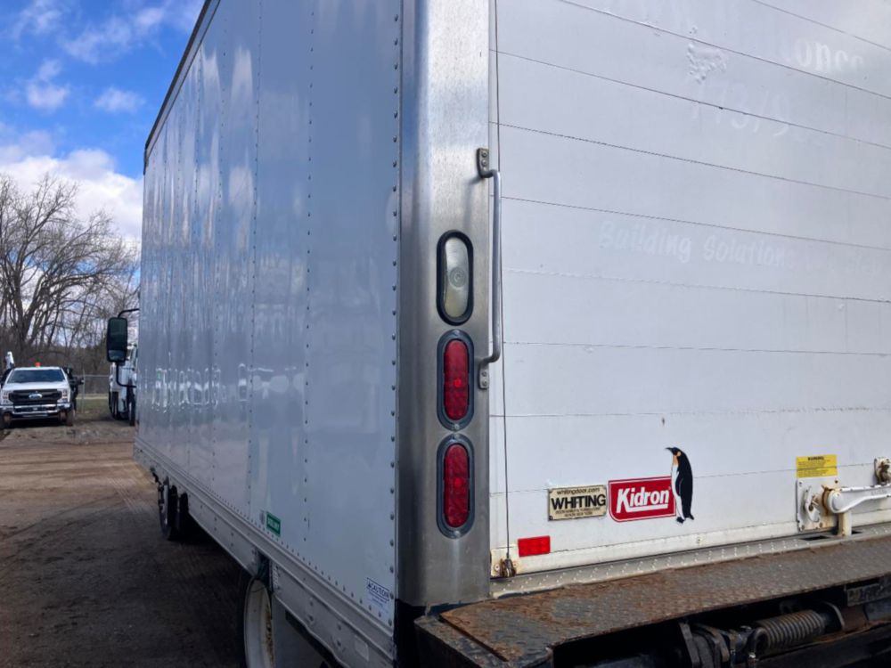 2014 Isuzu NPR Thermo-King T-680R Reefer Truck