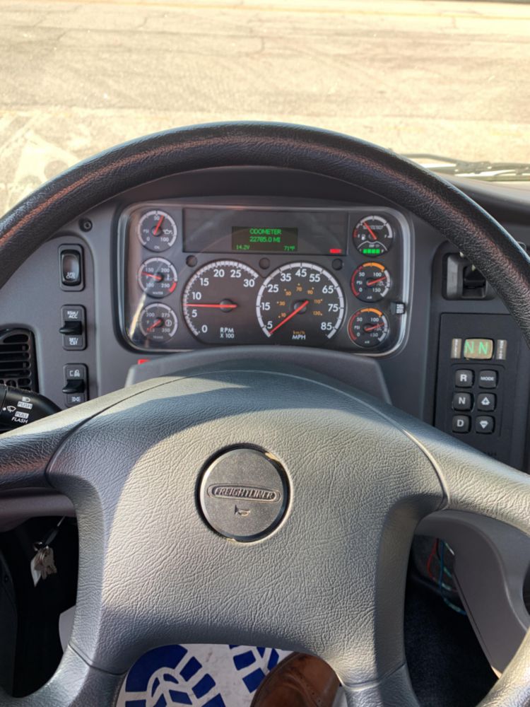 2019 Freightliner M2106 2011 Terex Texoma 330-20 Pressure Digger