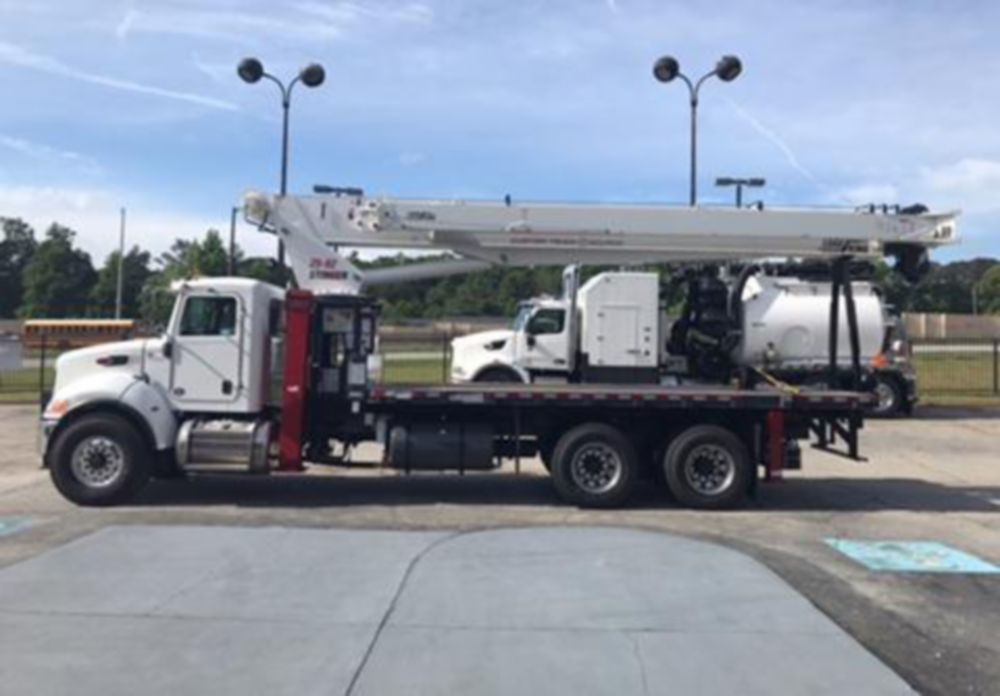 25 tons 92 ft Boom Truck