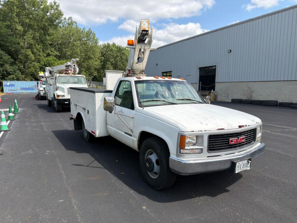 2000 GMC 3500 Versalift TEL-29N Versalift Bucket Truck