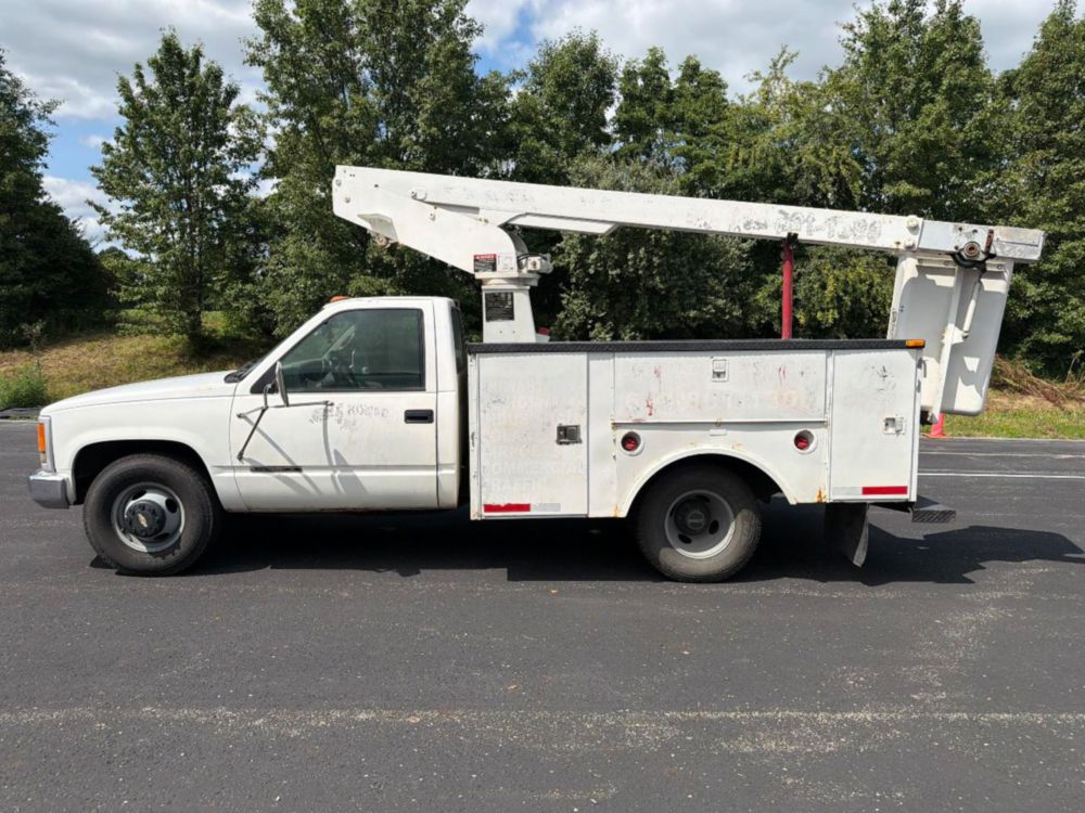 2000 GMC 3500 Versalift TEL-29N Versalift Bucket Truck