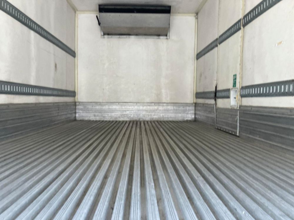 2014 Isuzu NPR Thermo-King T-680R Reefer Truck