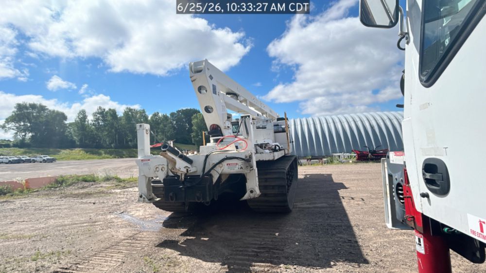 2016 CTRAC-8000 Tracked Versalift VST-9500-I Bucket