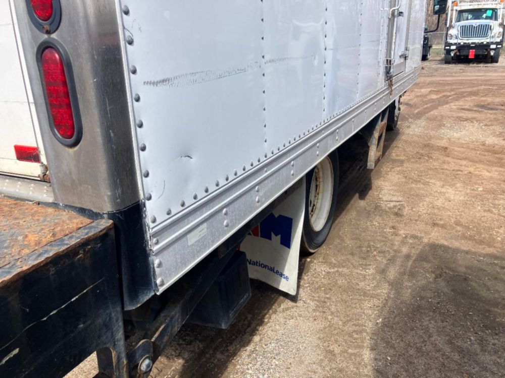 2014 Isuzu NPR Thermo-King T-680R Reefer Truck