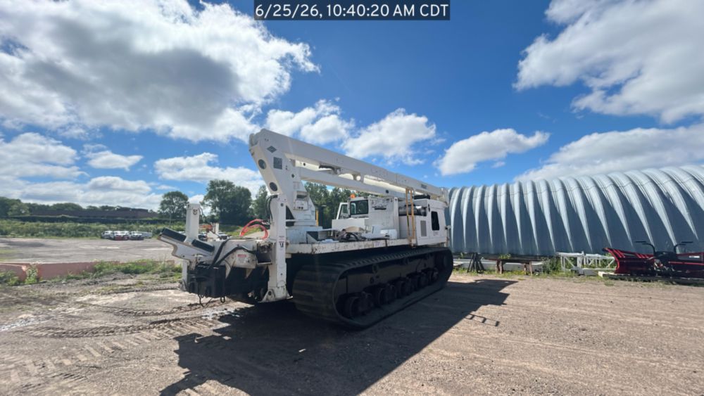 2016 CTRAC-8000 Tracked Versalift VST-9500-I Bucket