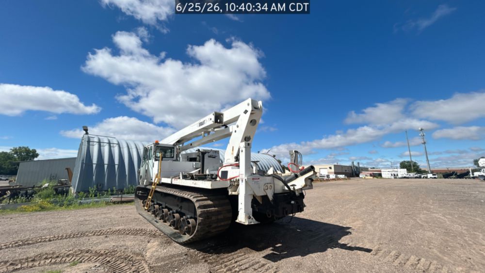 2016 CTRAC-8000 Tracked Versalift VST-9500-I Bucket