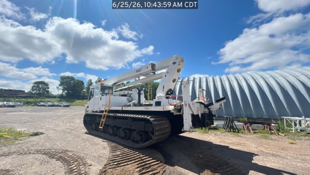 2016 CTRAC-8000 Tracked Versalift VST-9500-I Bucket