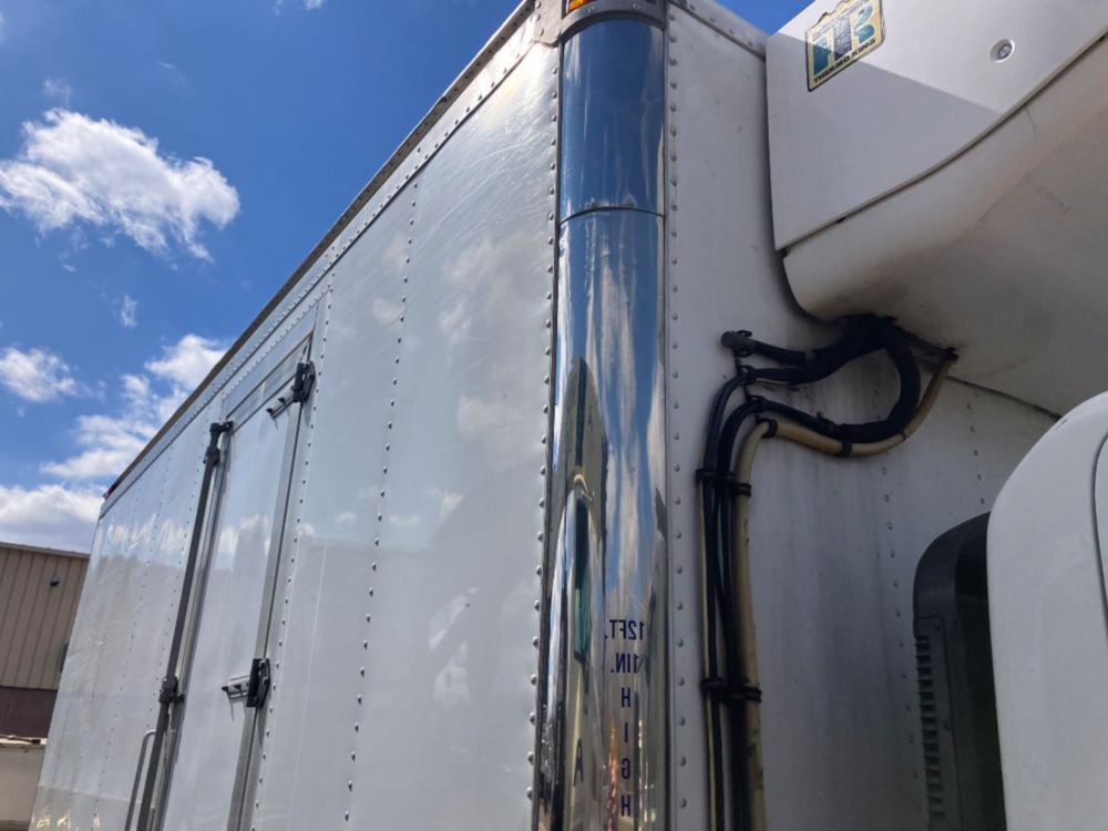 2014 Isuzu NPR Thermo-King T-680R Reefer Truck
