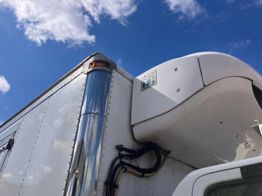 2014 Isuzu NPR Thermo-King T-680R Reefer Truck