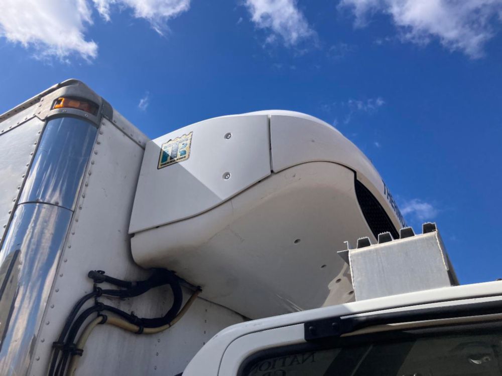 2014 Isuzu NPR Thermo-King T-680R Reefer Truck