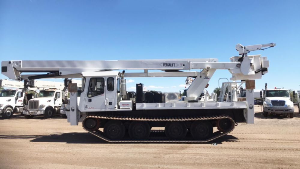 2012 Power Traxx 15SW-HF 2021 Versalift VST-9500I Track Mount Bucket