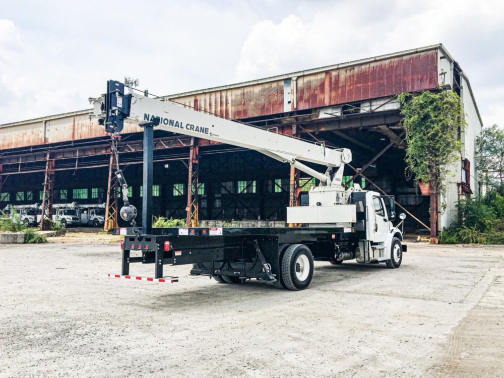 18 tons 70 ft AWD Boom Truck