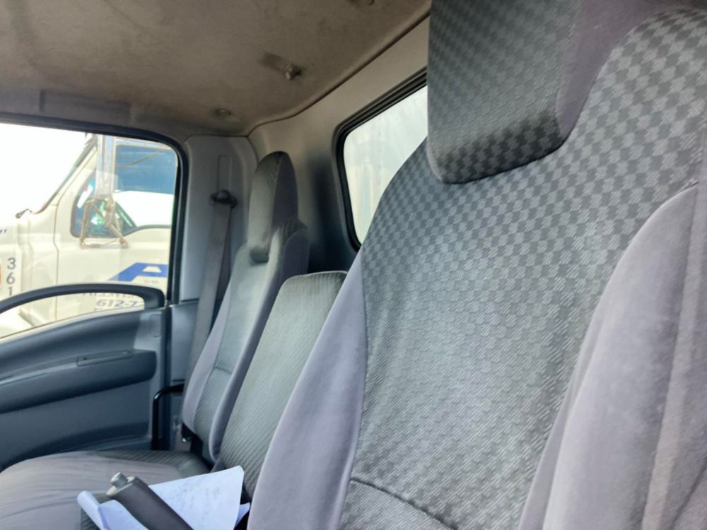 2014 Isuzu NPR Thermo-King T-680R Reefer Truck