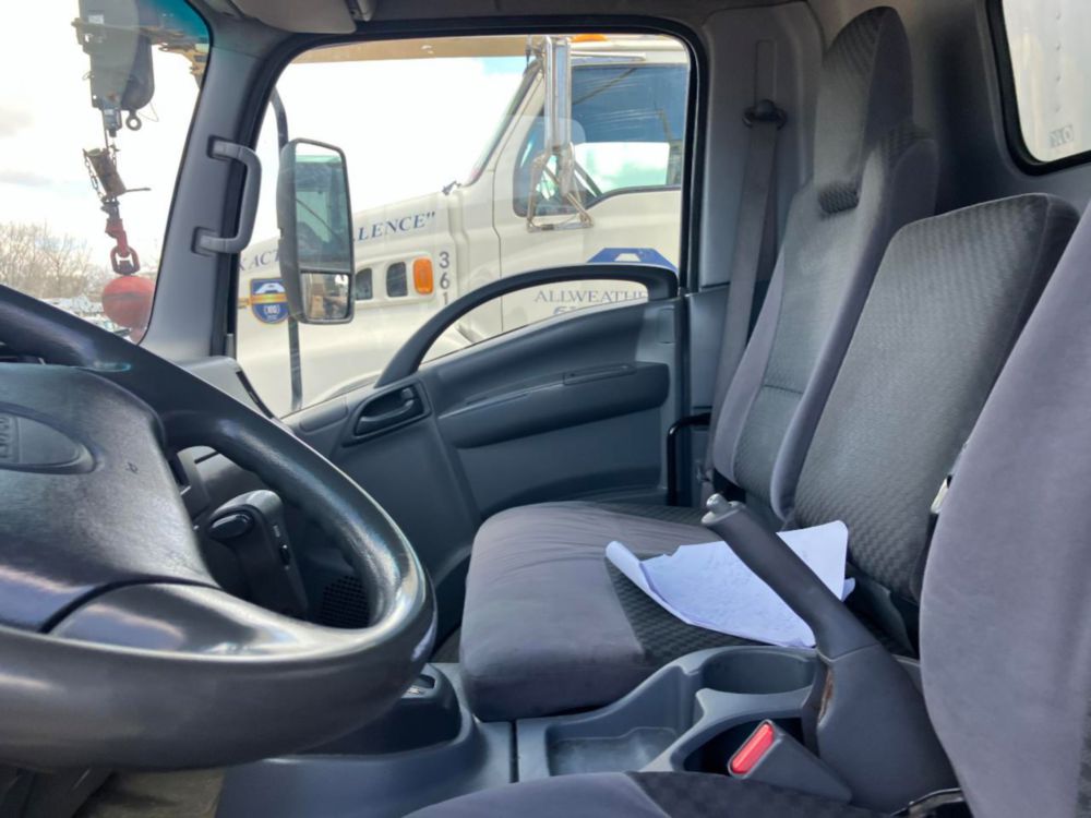 2014 Isuzu NPR Thermo-King T-680R Reefer Truck