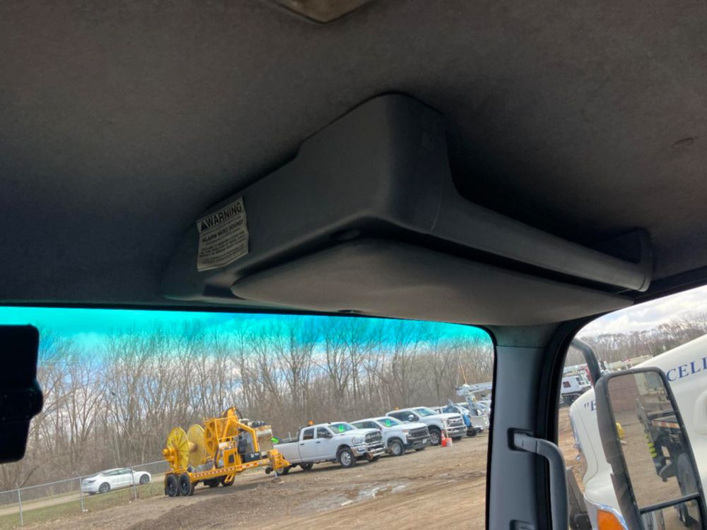2014 Isuzu NPR Thermo-King T-680R Reefer Truck