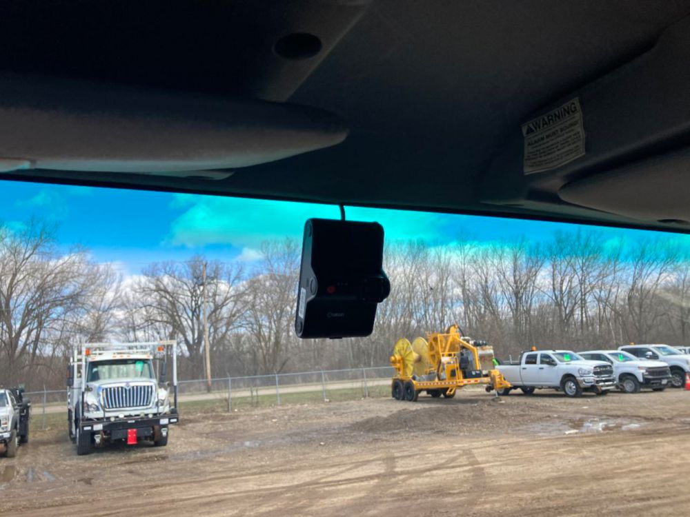 2014 Isuzu NPR Thermo-King T-680R Reefer Truck