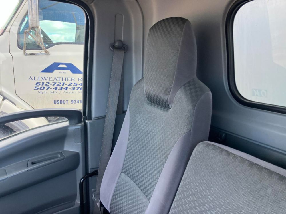 2014 Isuzu NPR Thermo-King T-680R Reefer Truck