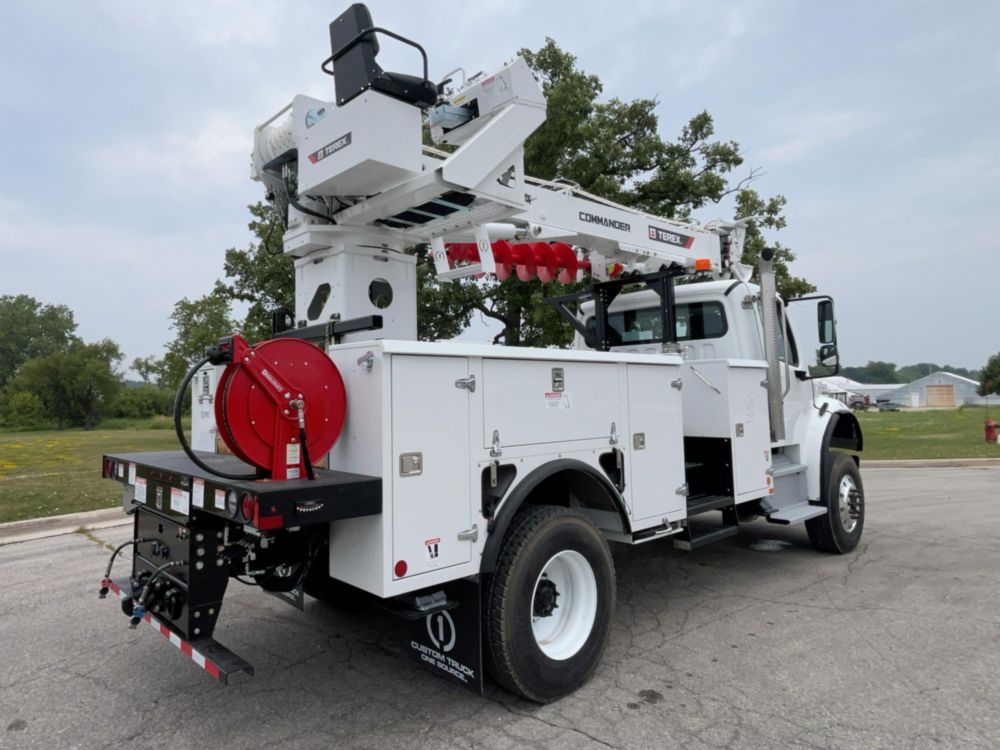 2024 Freightliner M2106 4x4 Versalift VN-555-MHI Bucket Truck