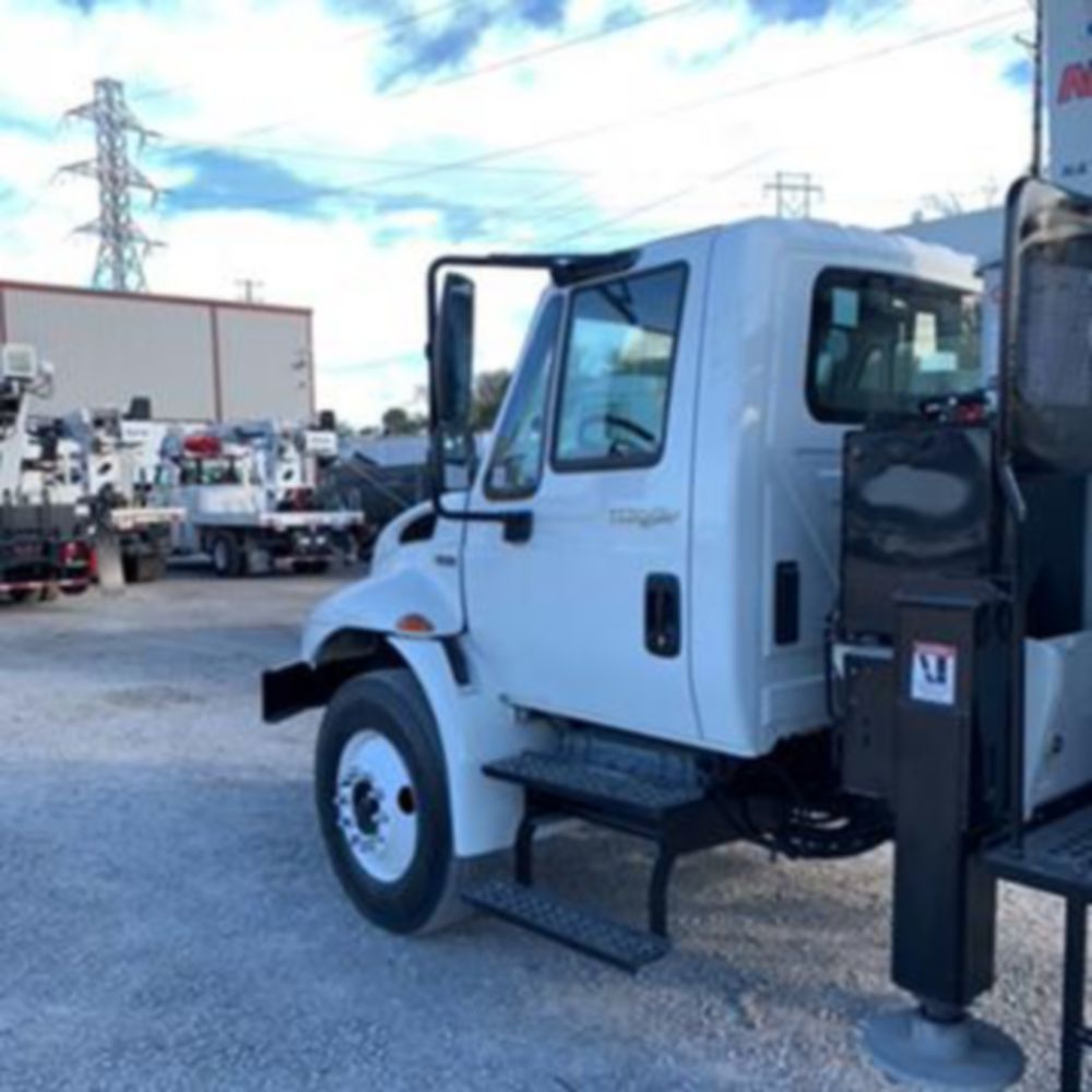 15 tons 60 ft Boom Truck