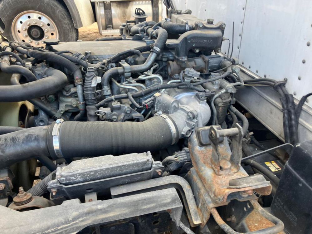 2014 Isuzu NPR Thermo-King T-680R Reefer Truck