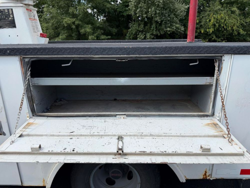 2000 GMC 3500 Versalift TEL-29N Versalift Bucket Truck