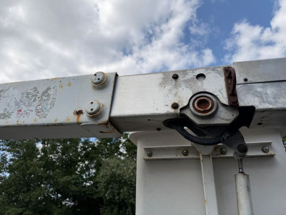 2000 GMC 3500 Versalift TEL-29N Versalift Bucket Truck