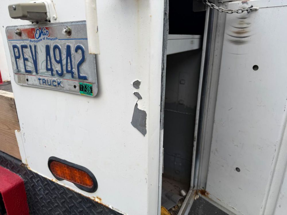 2000 GMC 3500 Versalift TEL-29N Versalift Bucket Truck