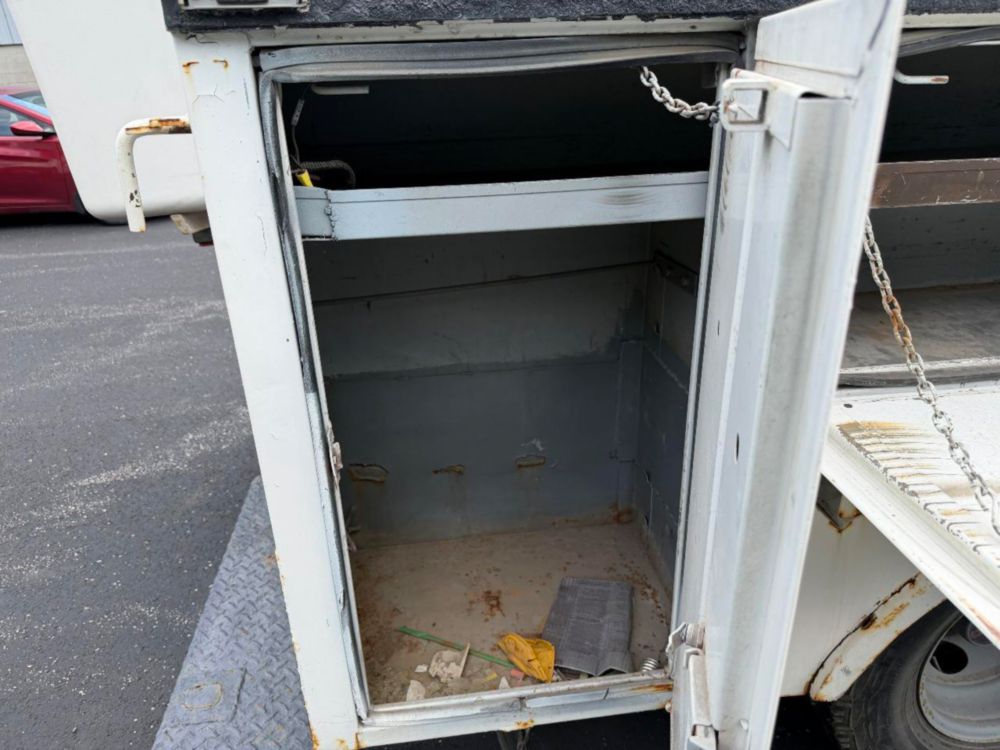 2000 GMC 3500 Versalift TEL-29N Versalift Bucket Truck
