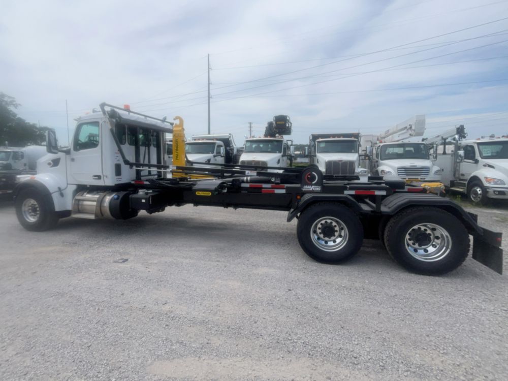 Peterbilt 567 6x4 Palfinger HT 500 L TEC Hook Lift Truck